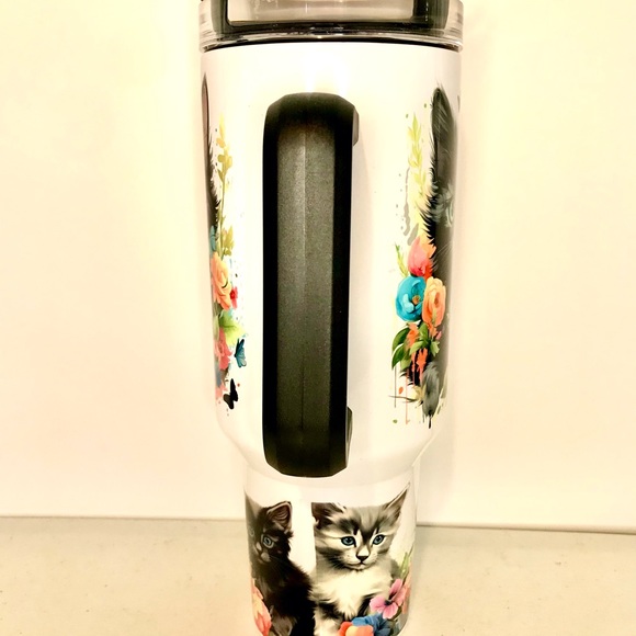 40oz cats tumbler - Picture 3 of 4